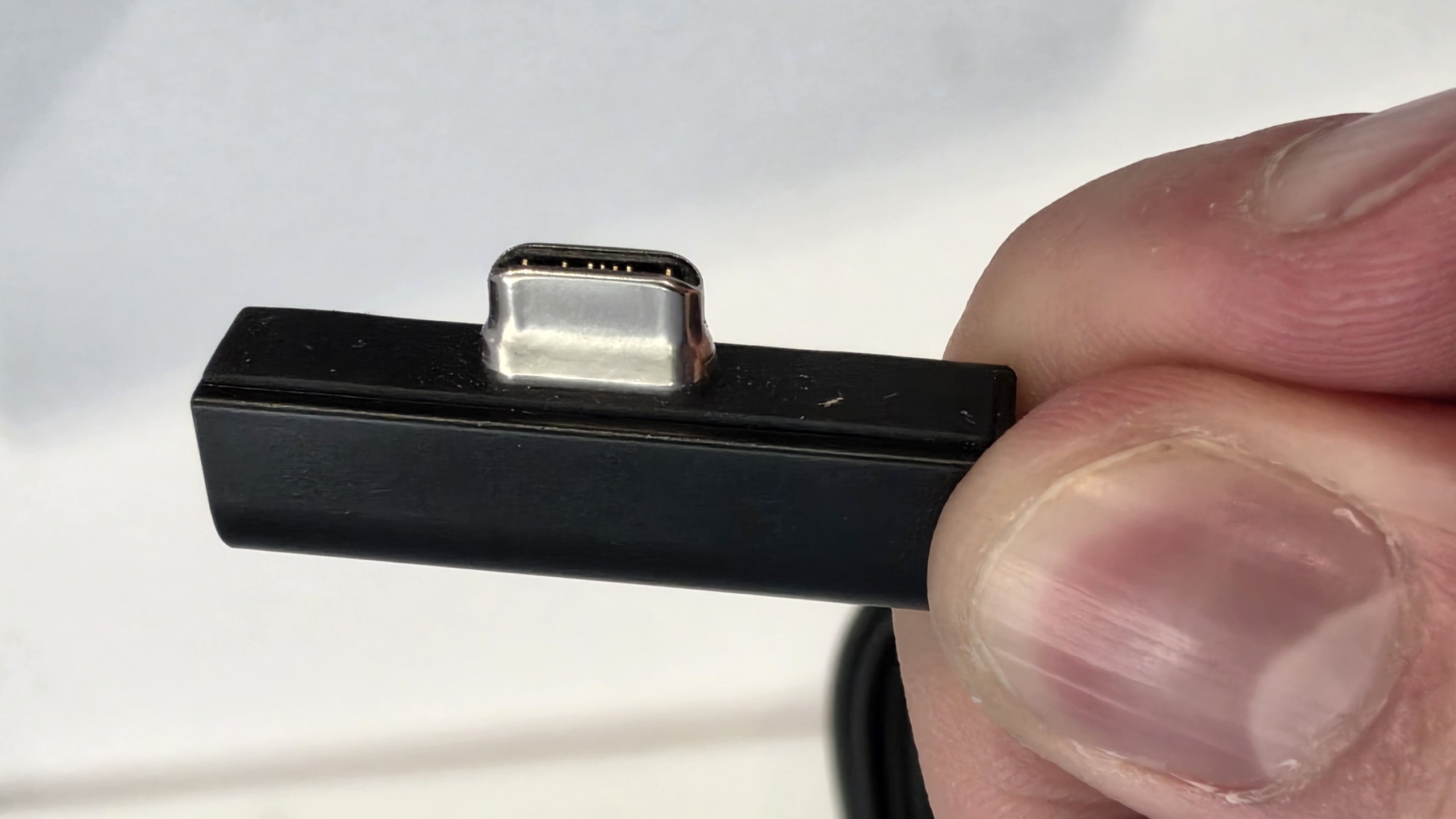 Surface Laptop Ultra magnetic charging cable