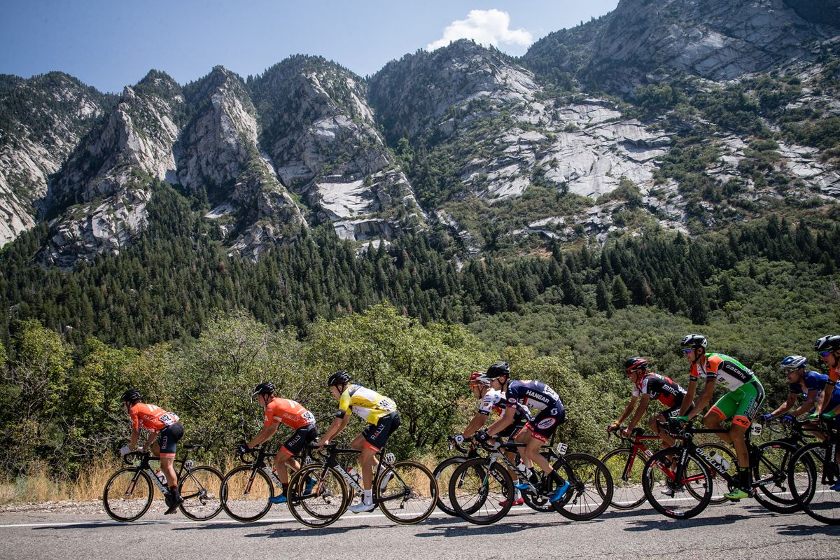 The peloton on the Alpine Loop during stage 6 in Utah