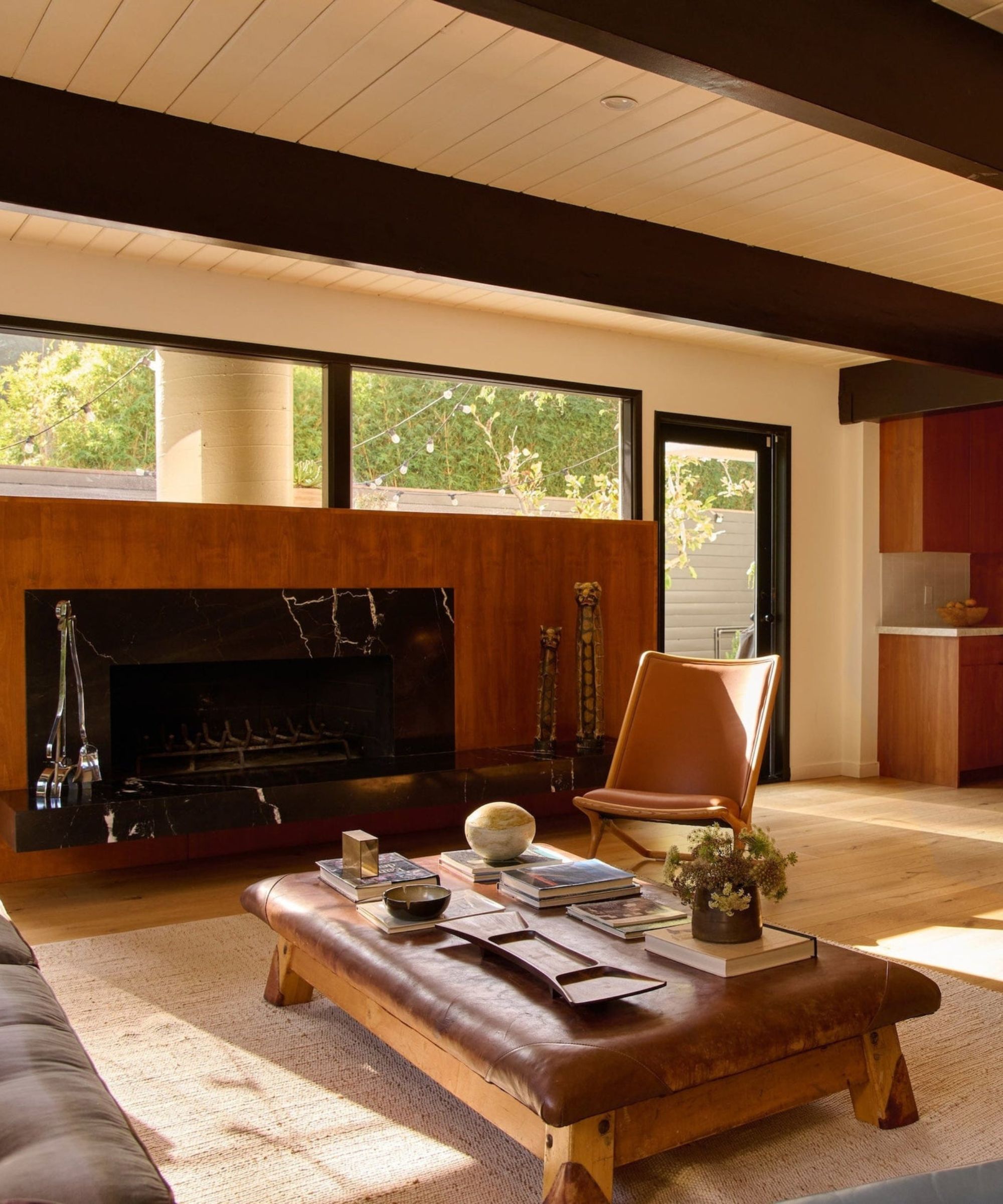 Troye Sivan&#039;s living room