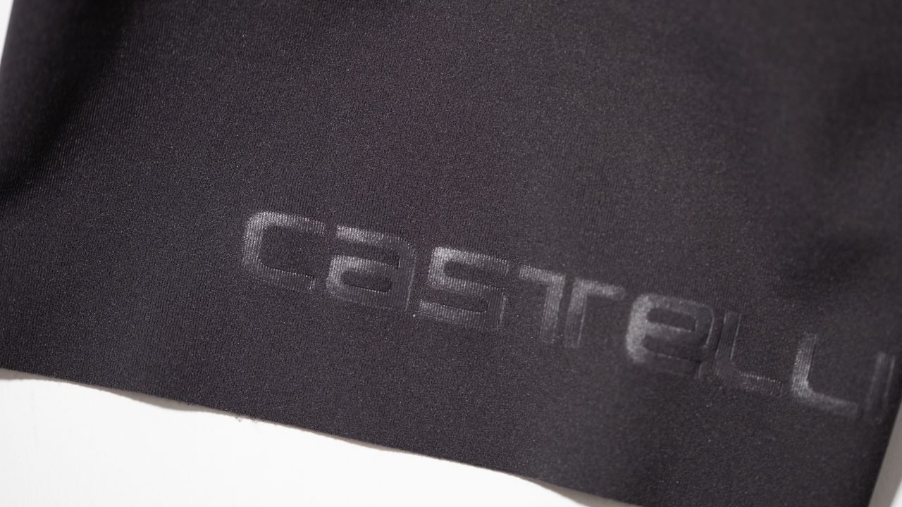 Castelli Free Aero RC Pro bib short detail showing the end of the thigh