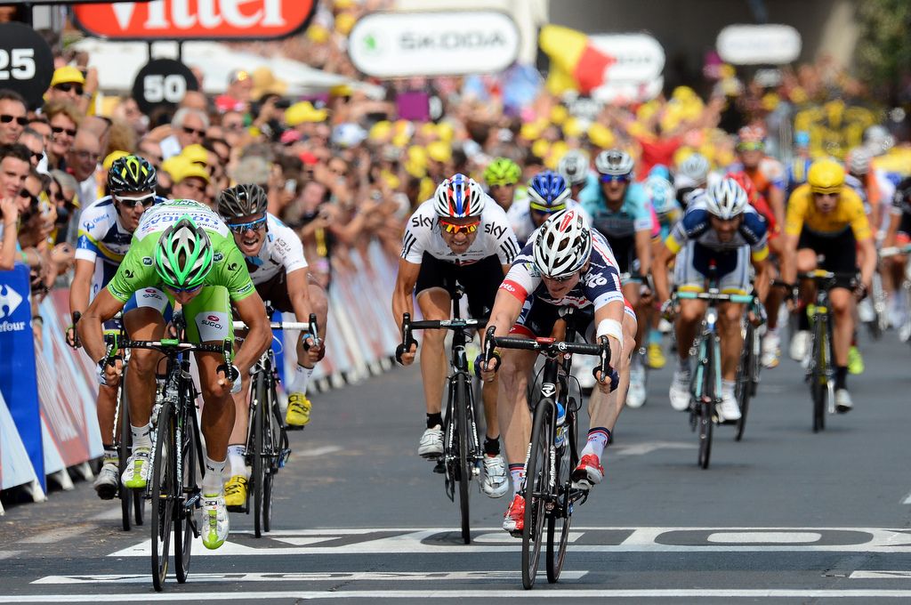 Andre Greipel nudges out Peter Sagan in Le Cap d&rsquo;Agde to win stage 13 of the 2012 Tour
