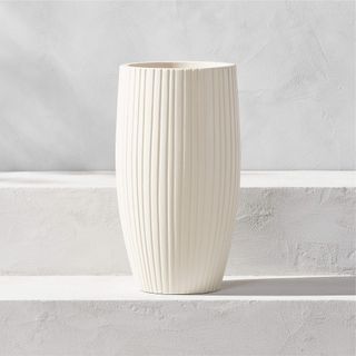 Zadie White Resin Indoor/Outdoor Planter Small