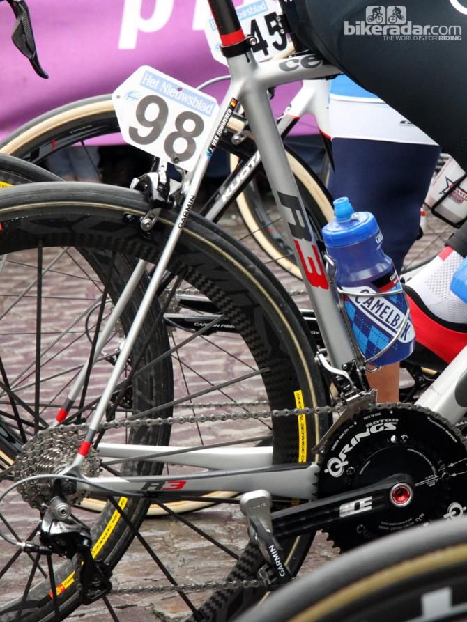 Few bikes are built with such huge size differences between the chain stays and seat stays as the Cerv&eacute;lo R3, as ridden here by Johan Vansummeren (Garmin-Sharp). And yes, the team really is finally using Garmin power meter pedals after a long, long delay
