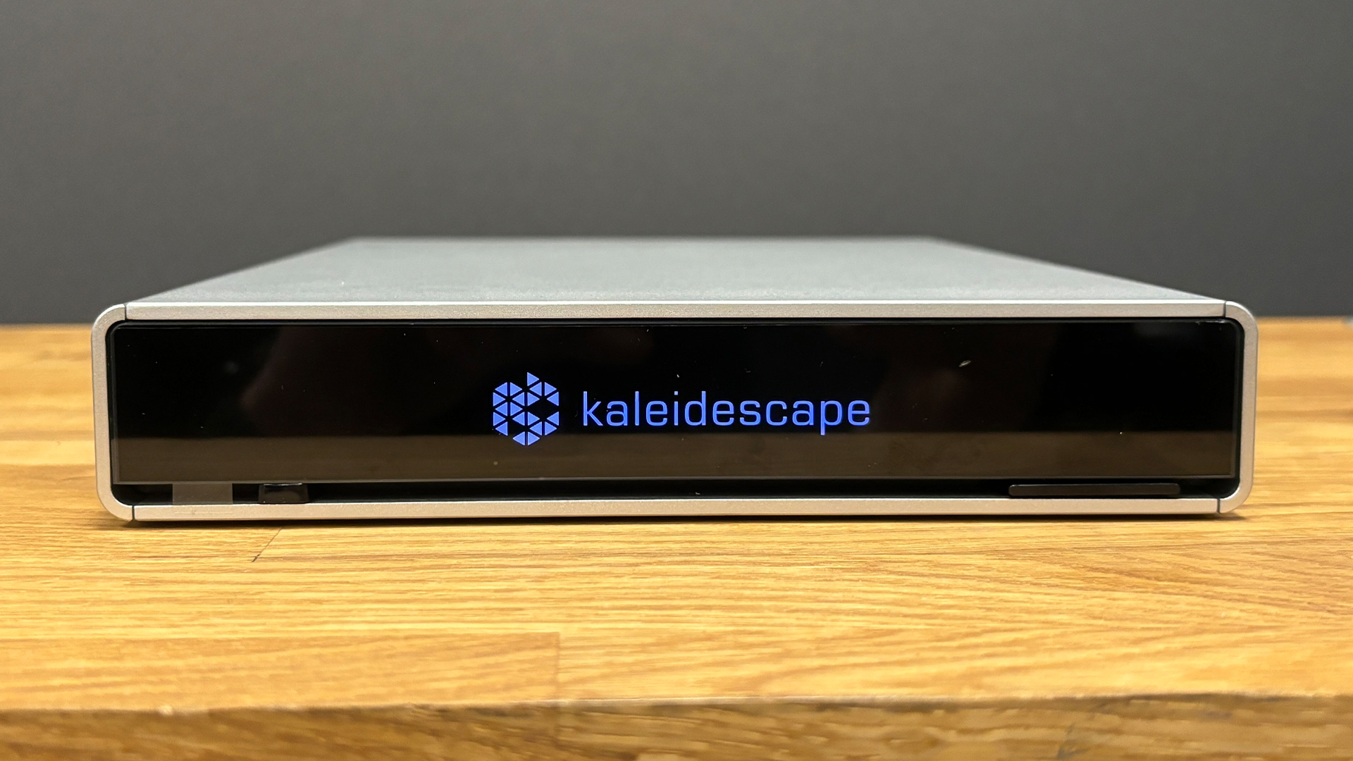 Kaleidescape Strato C и твердотельный накопитель Terra Prime