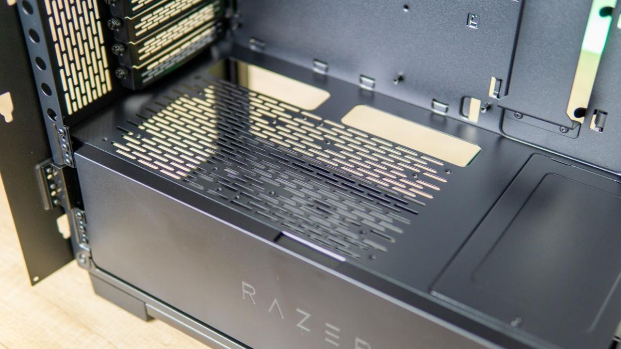 Razer Tomahawk ATX
