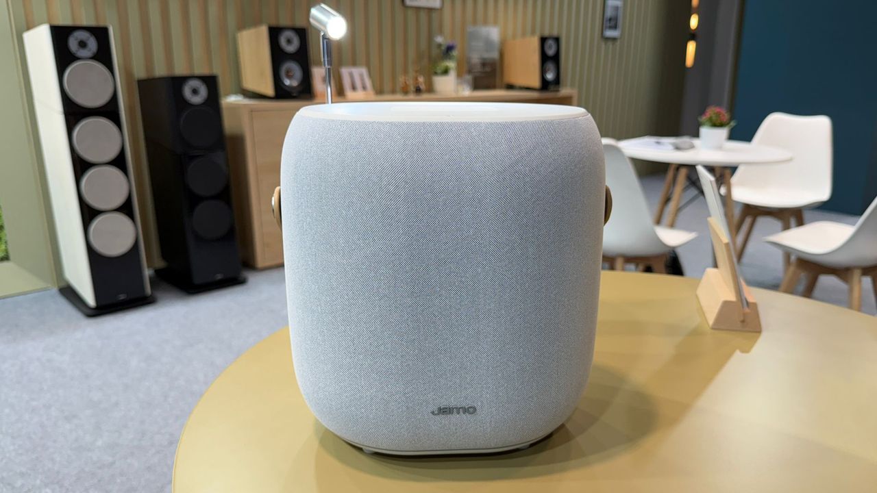 Jamo HYG Bluetooth speaker range