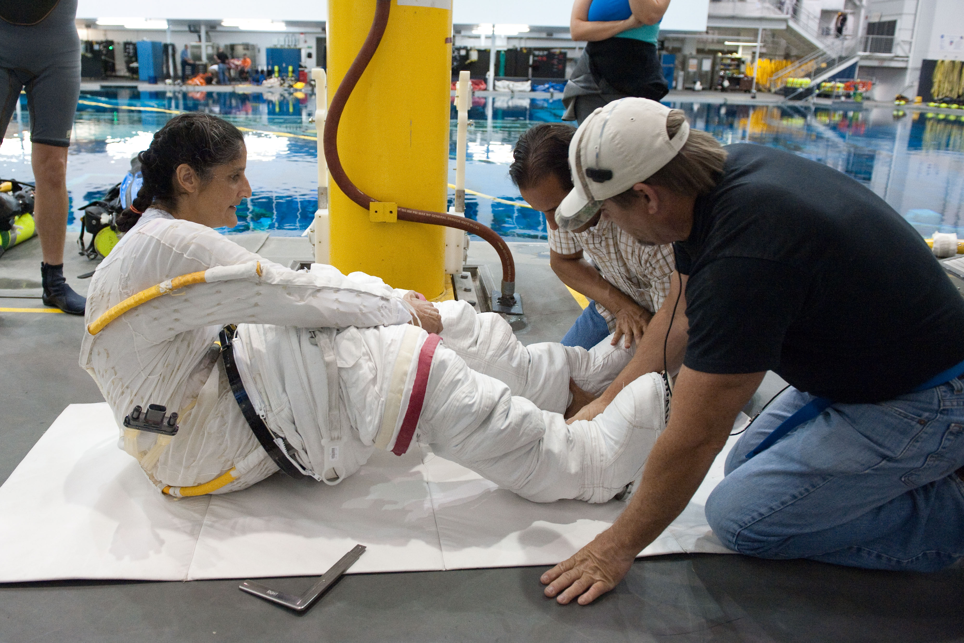 Expedition 32 Commander Sunita Williams Suited Up