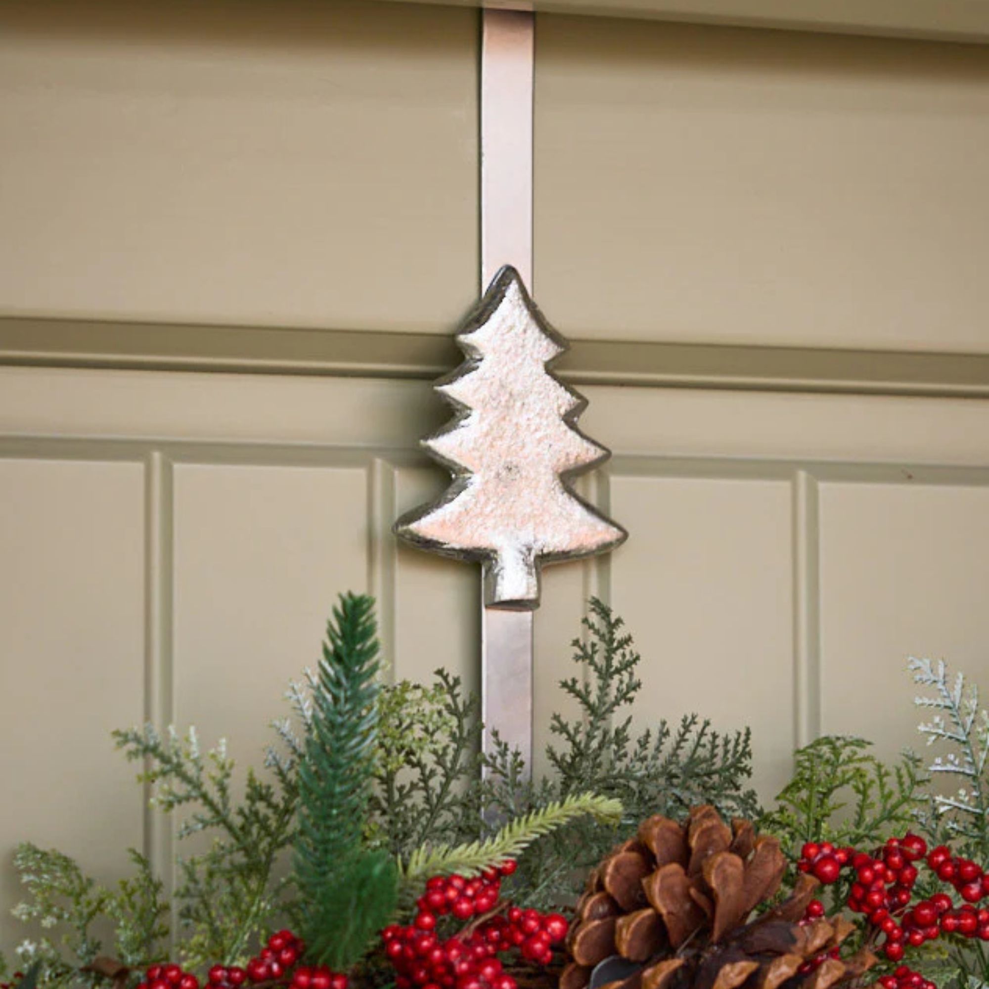 Christmas wreath hanger Dibor