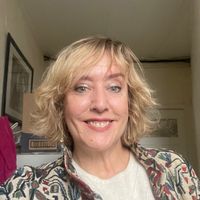 Lucinda Gosling's avatar