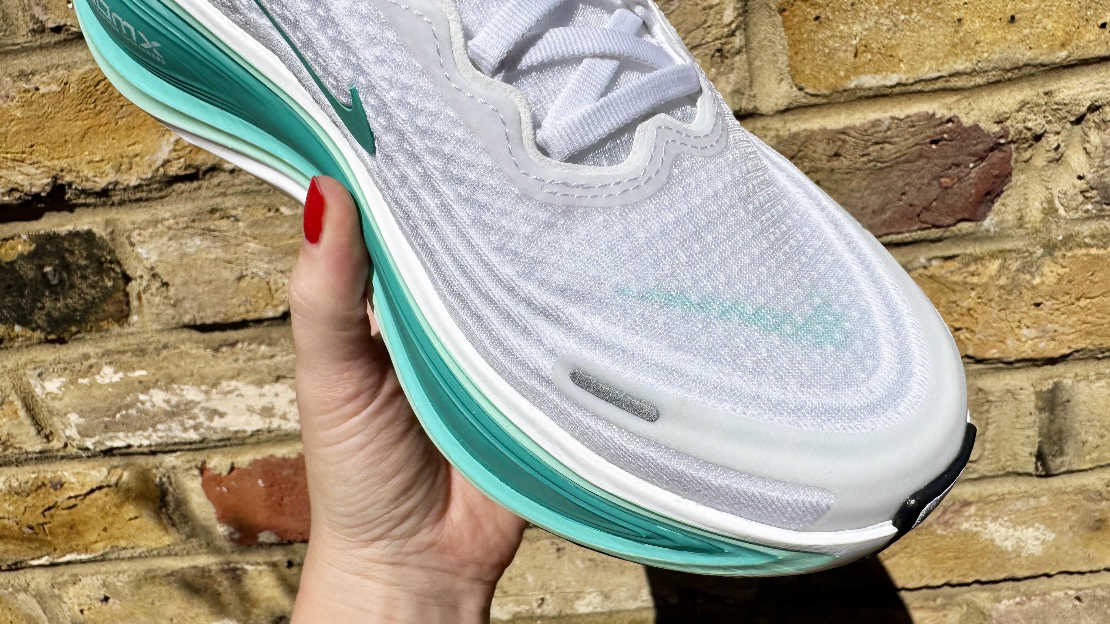 Nike Vomero Plus