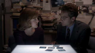 Mulder and Scully in the "Squeeze" episode of The X-Files