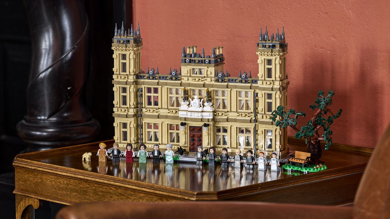 Lego Downtown Abbey set revealed with a stately 4,711 pieces and 13 minifigures