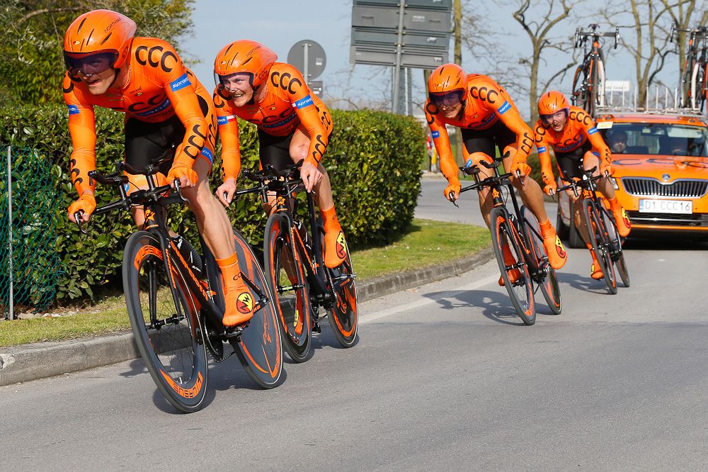CCC Sprandi Polkowice during the team's winning ride.
