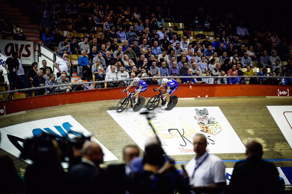 Iljo Keisse and Elia Viviani on the track at at the Gent Six