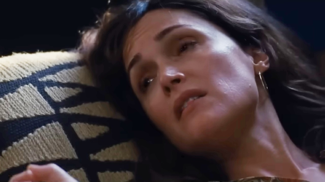 Rose Byrne lying down in If I Had Legs I'd Kick You.