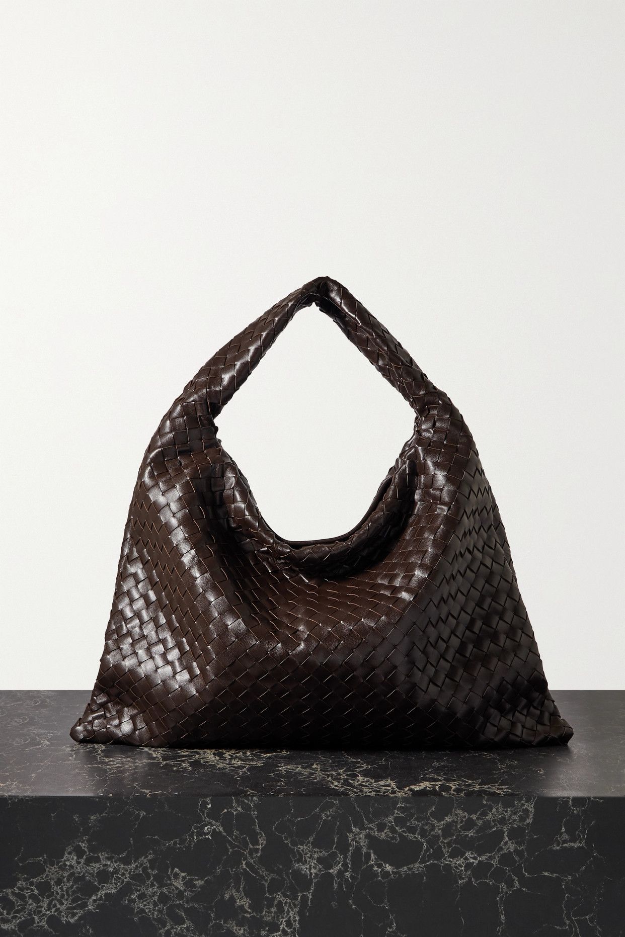 Hop Large Intrecciato Leather Tote