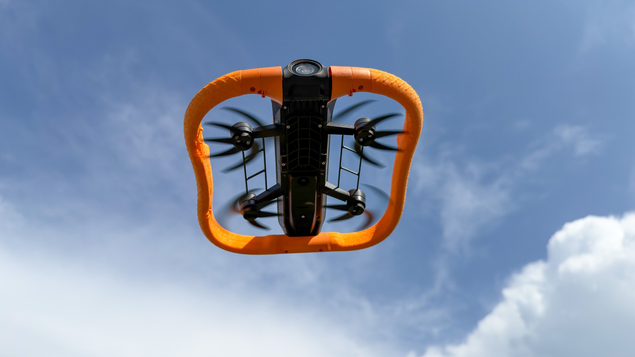 HoverAir Aqua underside