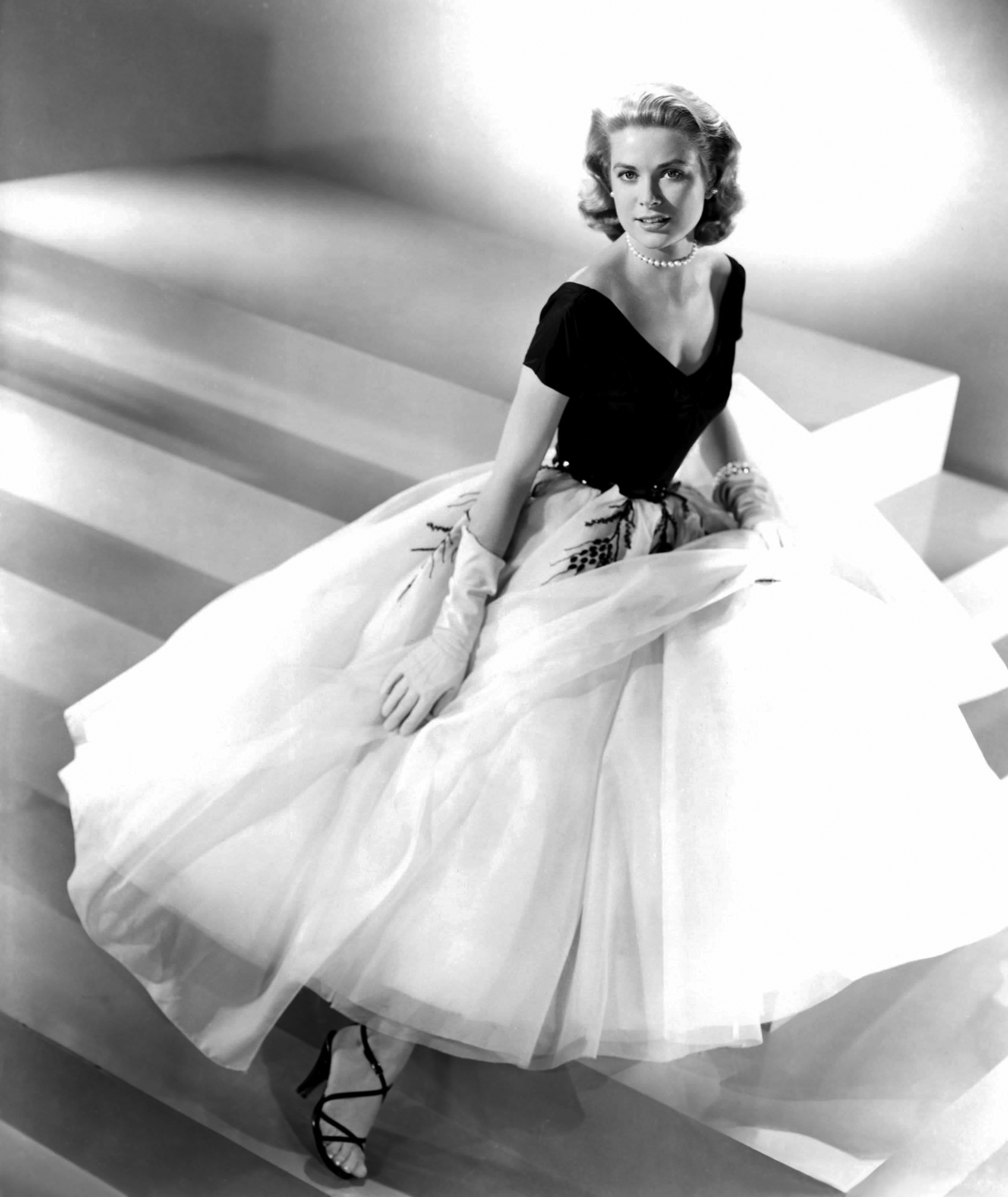 American actress Grace Kelly on the set of Rear Window, directed and produced by British Alfred Hitchcock. (Photo by Paramount Pictures/Sunset Boulevard/Corbis via Getty Images)