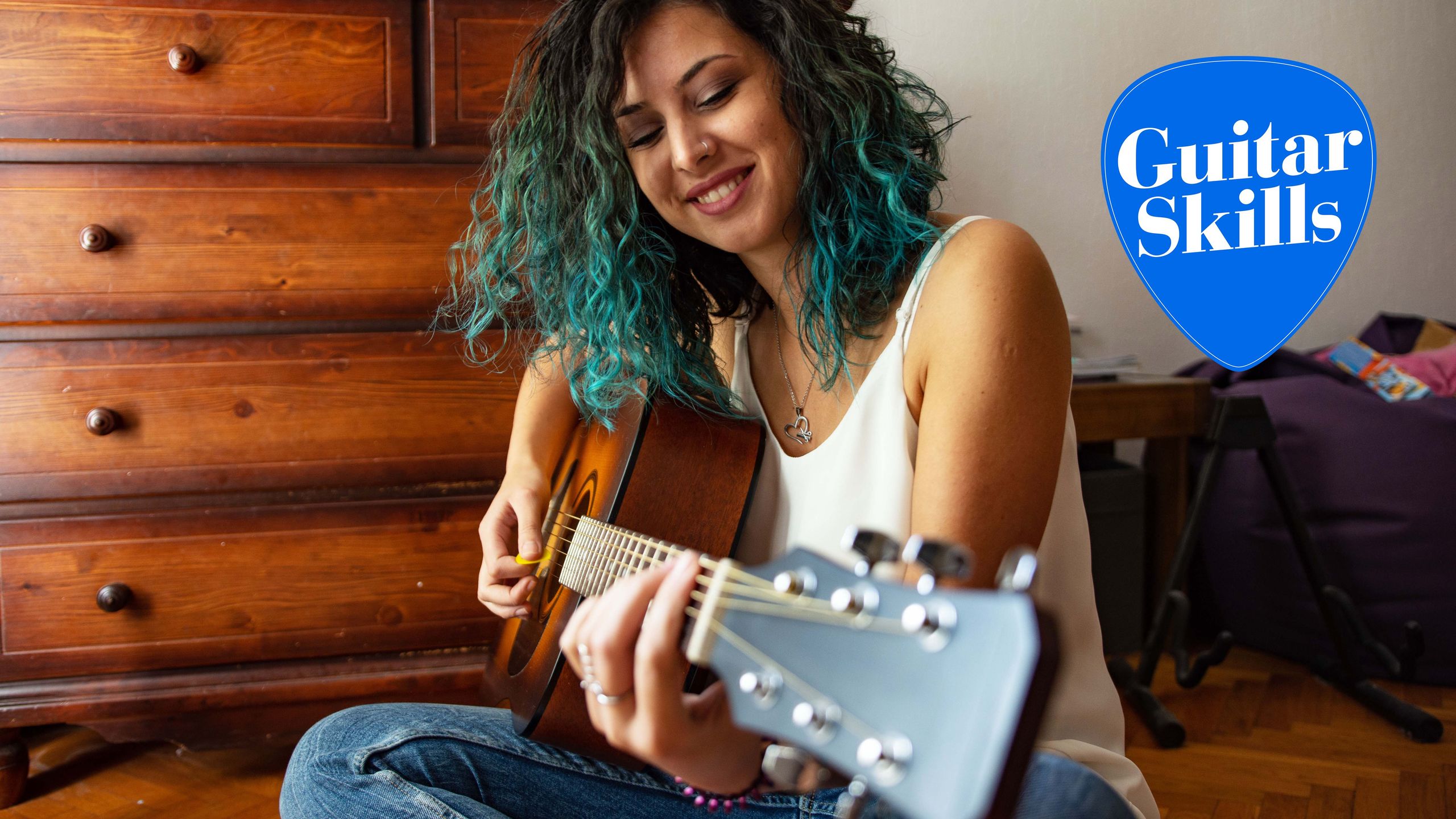 Learn 12 guitar chords for beginners to go beyond the basics with ...