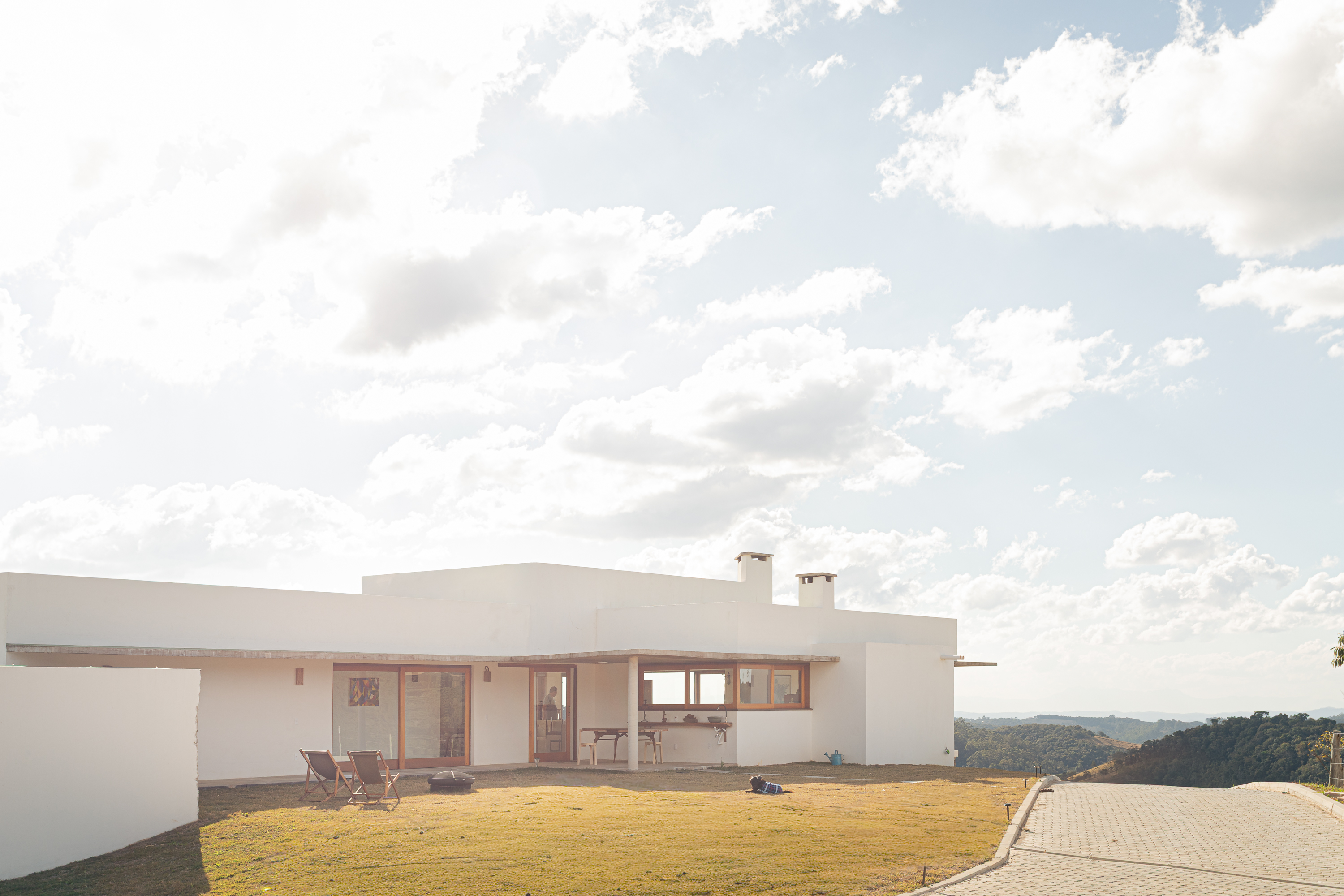 A house in Cunha is inspired by Brazilian farmhouses