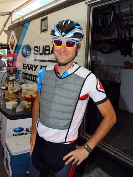 The Subaru-Gary Fisher team riders used pre-chilled vests to stay cool before the start.
