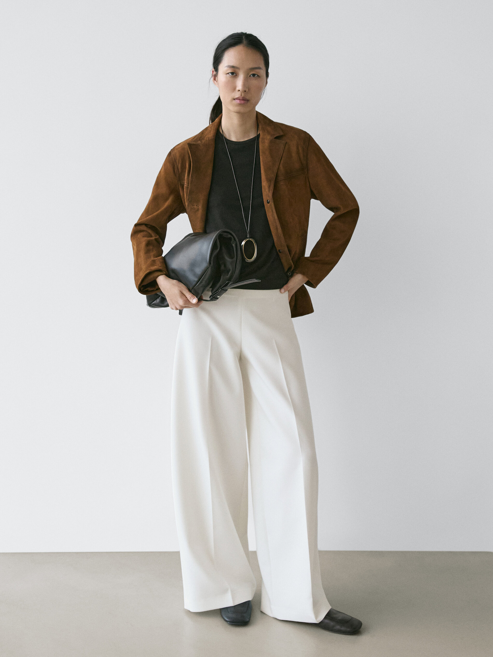 Wide-Leg Voluminous Trousers