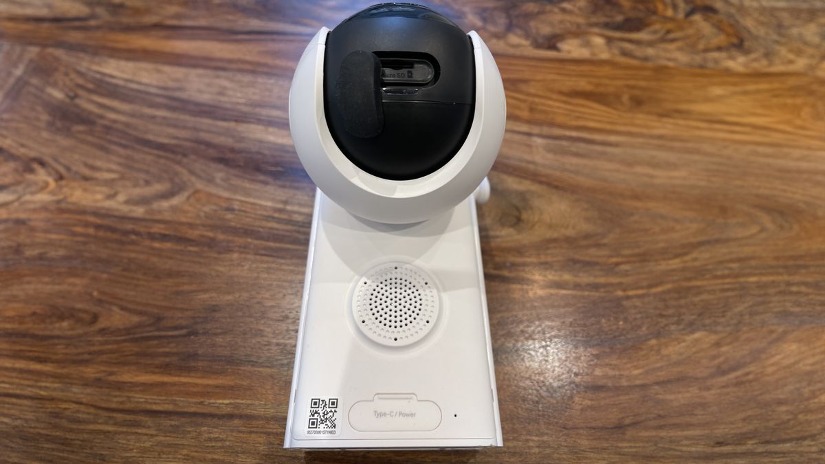 Reolink Altas PT Ultra camera
