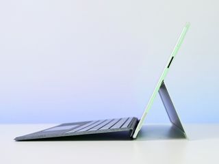 Microsoft Surface Pro X (SQ2)