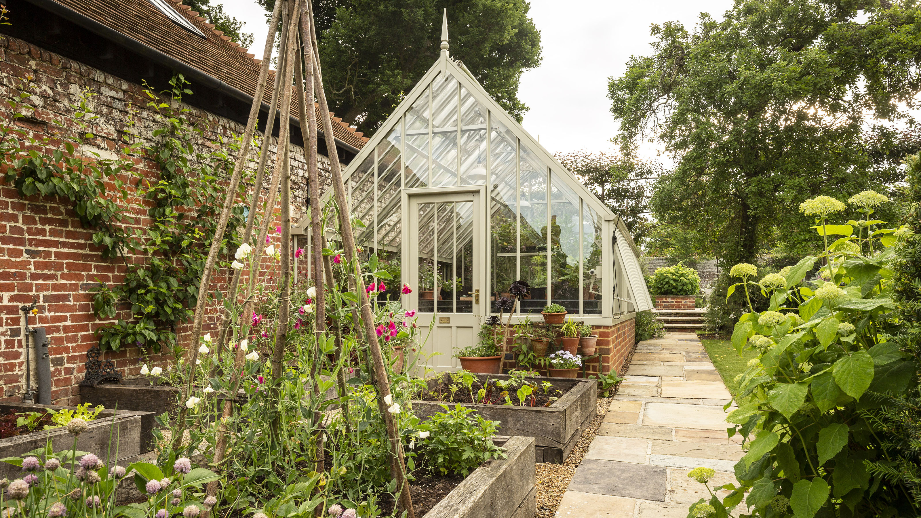 a-climate-controlled-greenhouse-is-the-ideal-setting-for-controlled