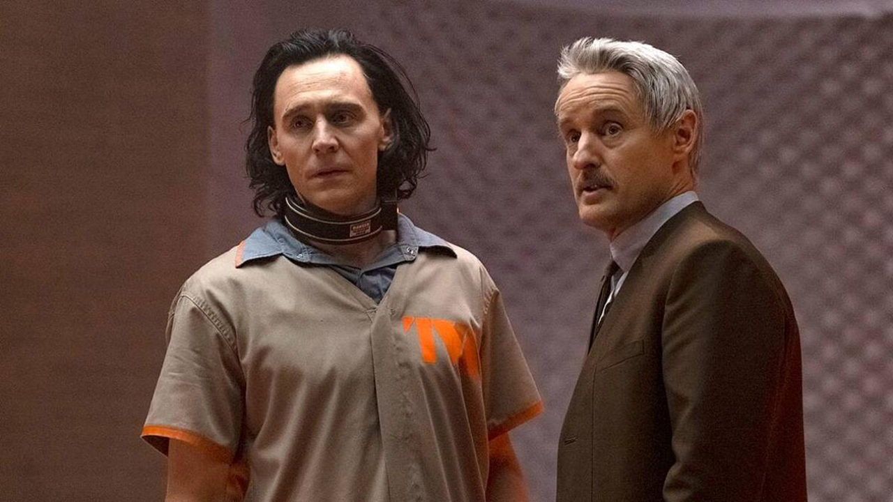Loki (Tom Hiddleston) and Mobius (Owen Wilson) in Loki season one.
