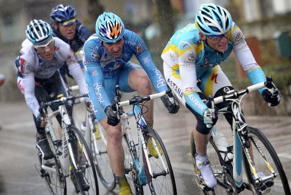Andrey Grivko leads Turgot in the break.