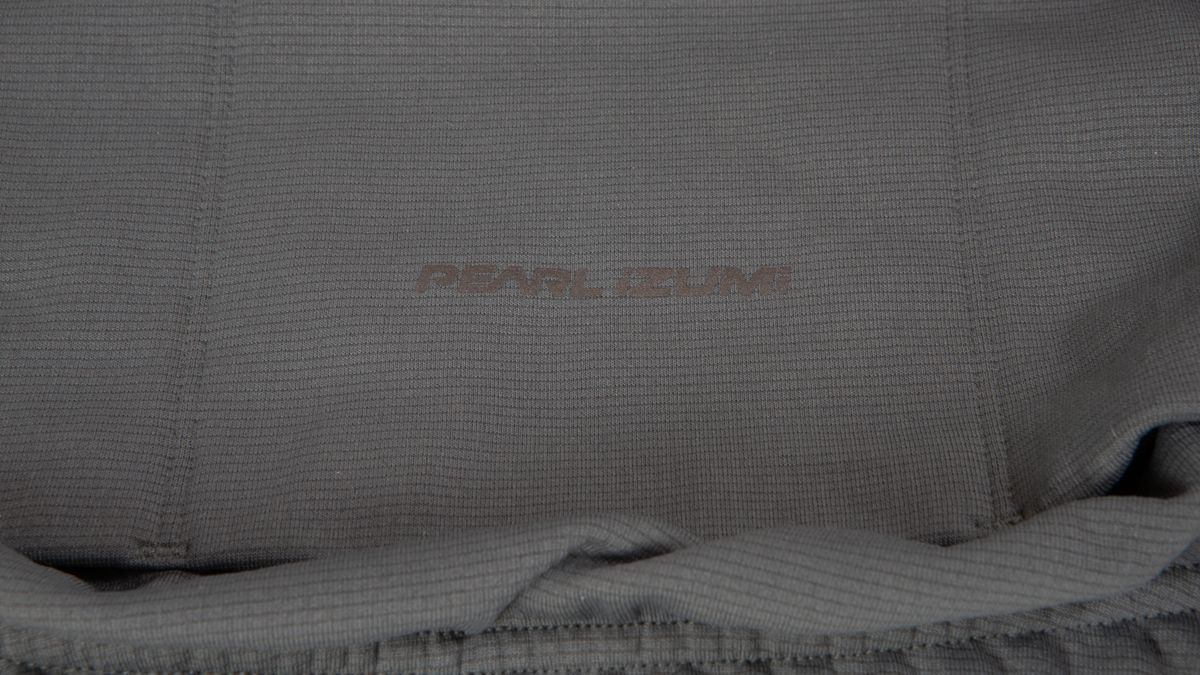 Pearl Izumi Pro Alpha Layer reflective detail