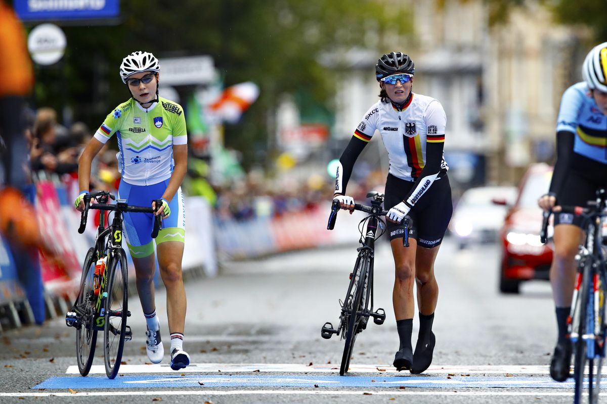 Nika Jančič (Slovenia) and Lucy Mayrhofer (Germany)