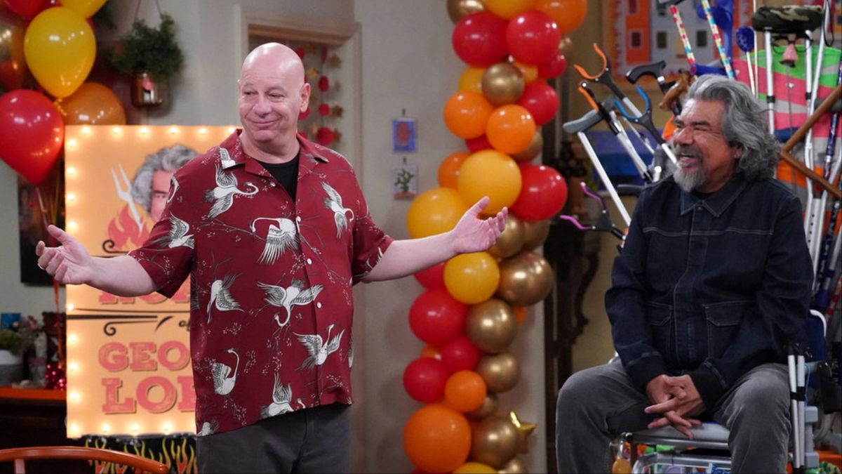 Jeff Ross roasting George Lopez in Lopez vs. Lopez Season 3x04