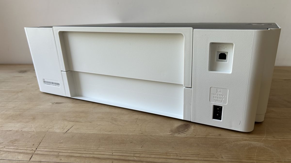 Testing out the HP Smart 210 printer in a home office