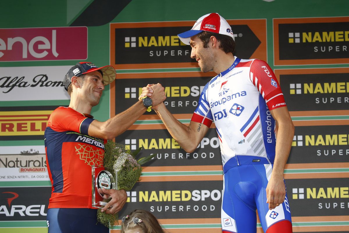 Respect between rivals: Vincenzo Nibali congratulates Thibaut Pinot