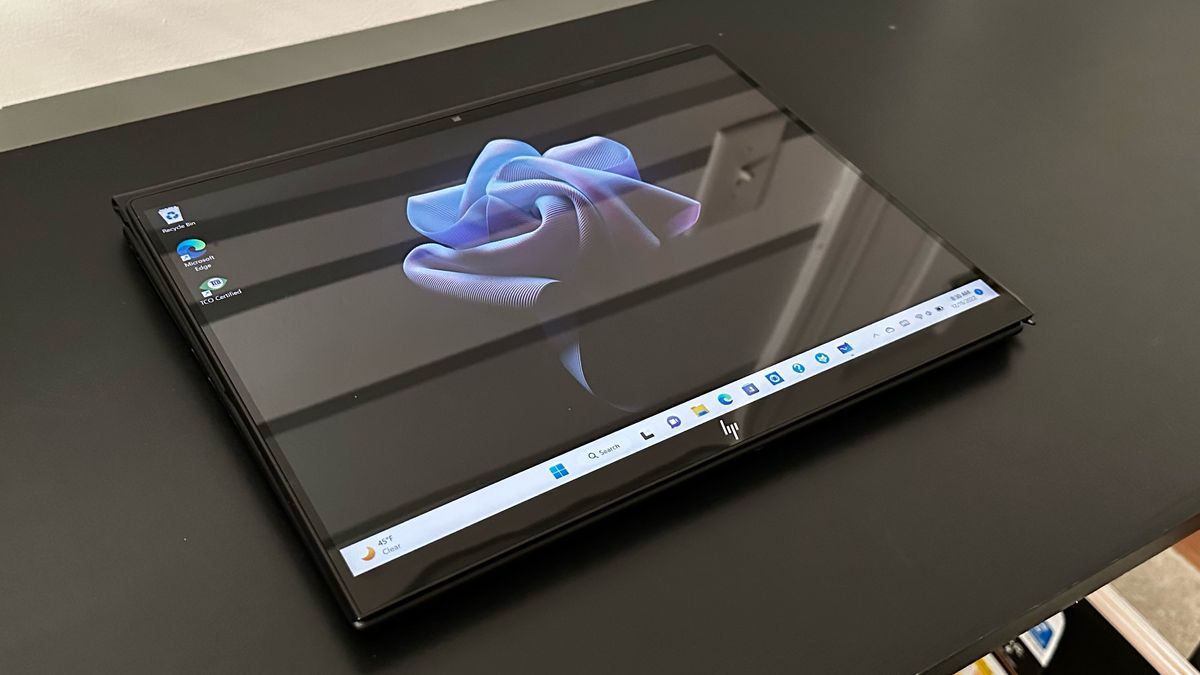 HP Dragonfly Folio G3