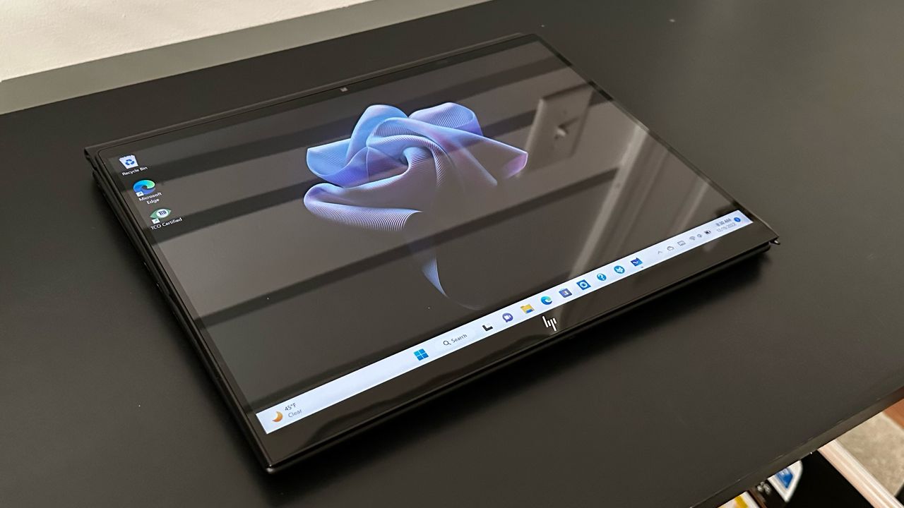 HP Dragonfly Folio G3