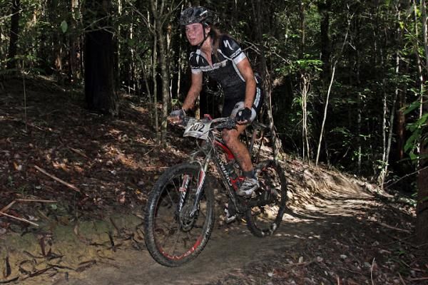 Holly Harris in second in U19 women
