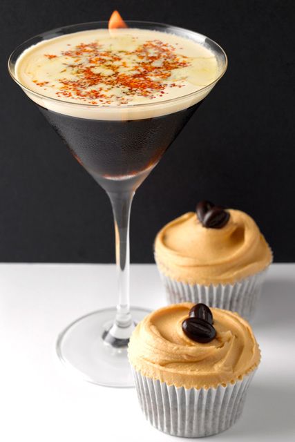 Cocktails &amp; Cupcakes at the Mayfair Hotel, London, Caramelised Espresso Martini