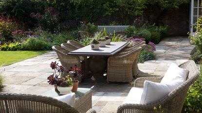 outdoor seating area in a cottage patio ideas