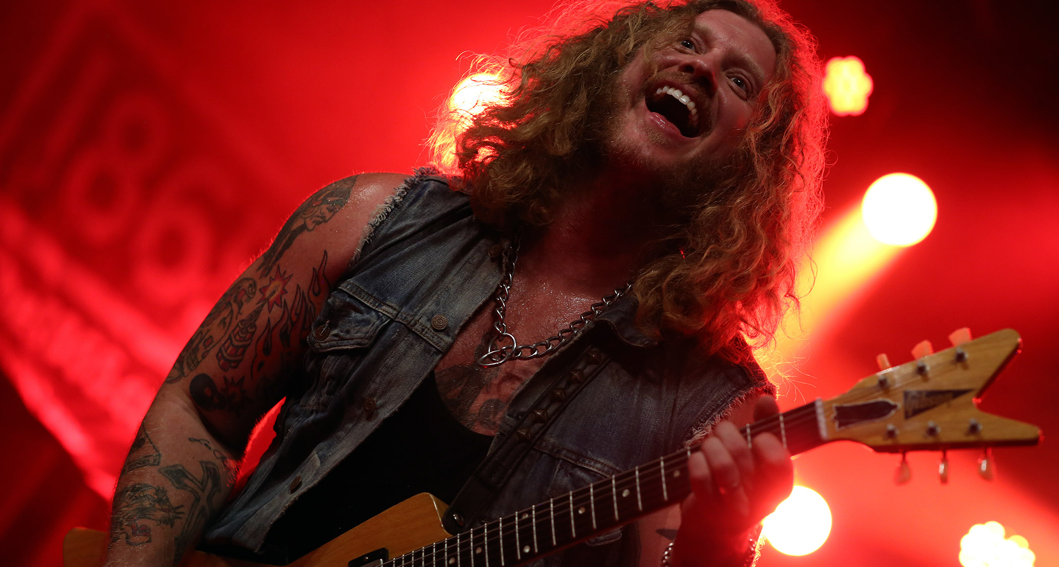 Jared James Nichols plays his Gibson Futura live onstage