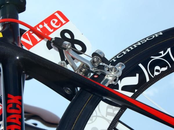 Standard brake pad positions on the Team Radioshack Trek Madones confirmed that they were standard machines, not subtly modified ones like at Paris-Roubaix.