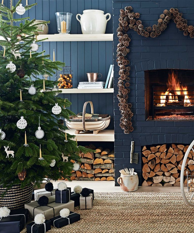 How to stop your Christmas tree from drying out Homes & Gardens