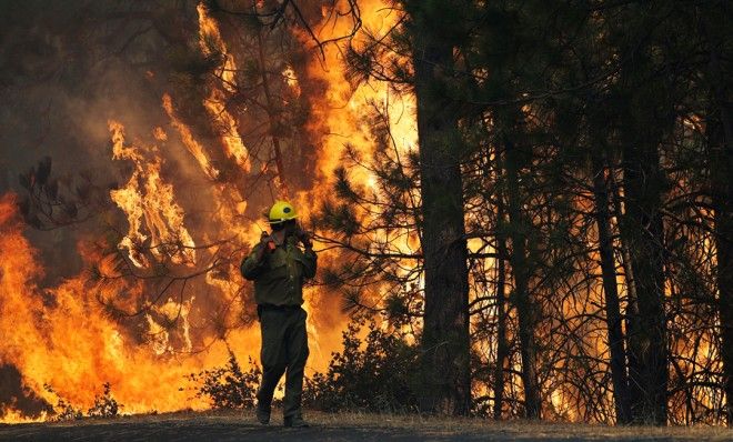 Yosemite wildfire