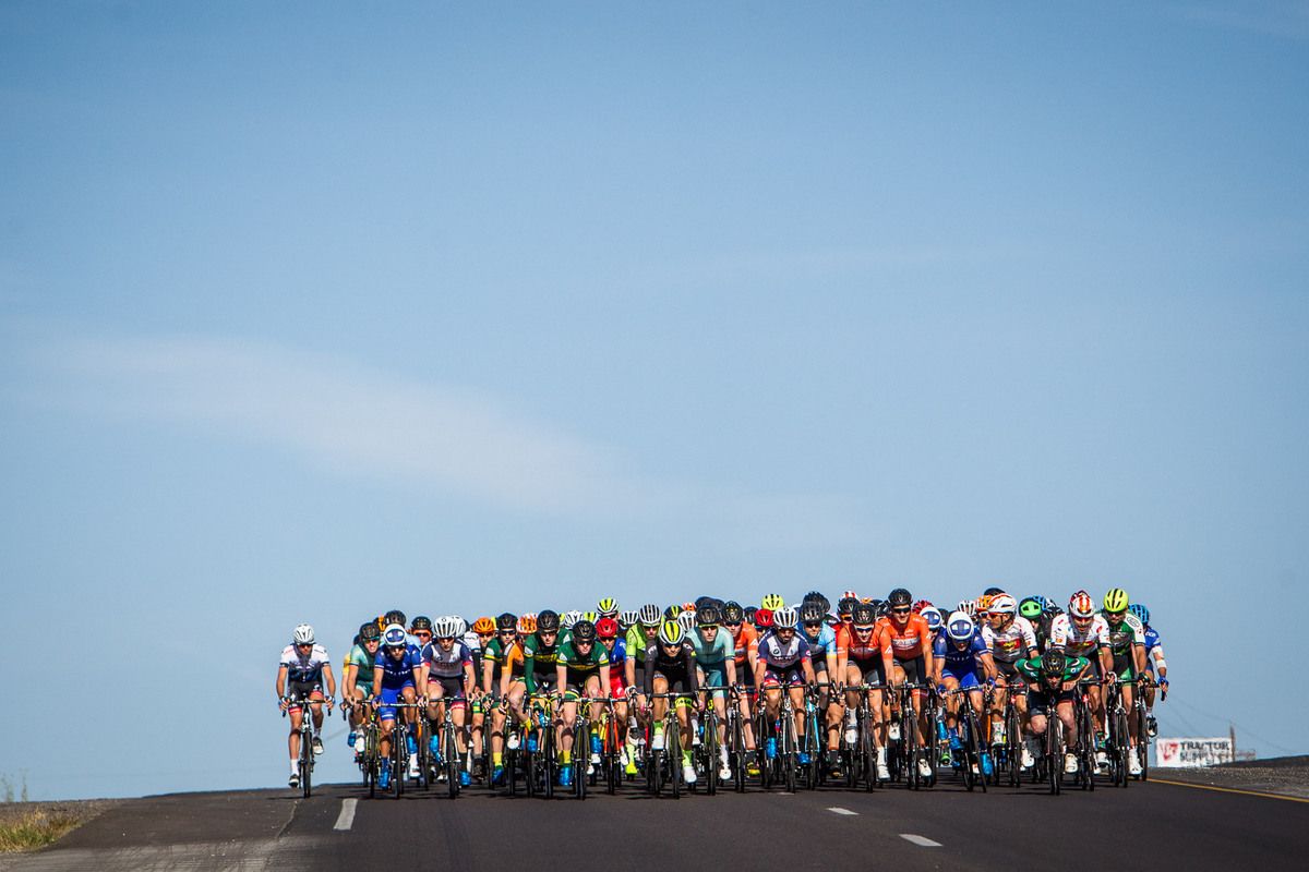 The men's field leaves Silver City