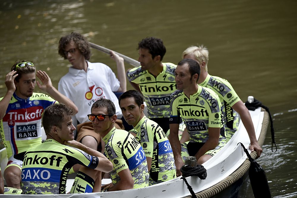 Tinkoff-Saxo enjoying the boat ride along the Oudegracht canal