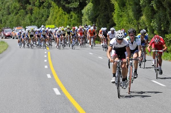 Tom Findley leads a chase for a breakaway