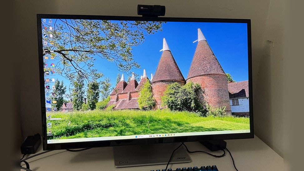 Acer ProDesigner PE320QXT professional monitor review: Touchscreen functionality with a 6K resolution