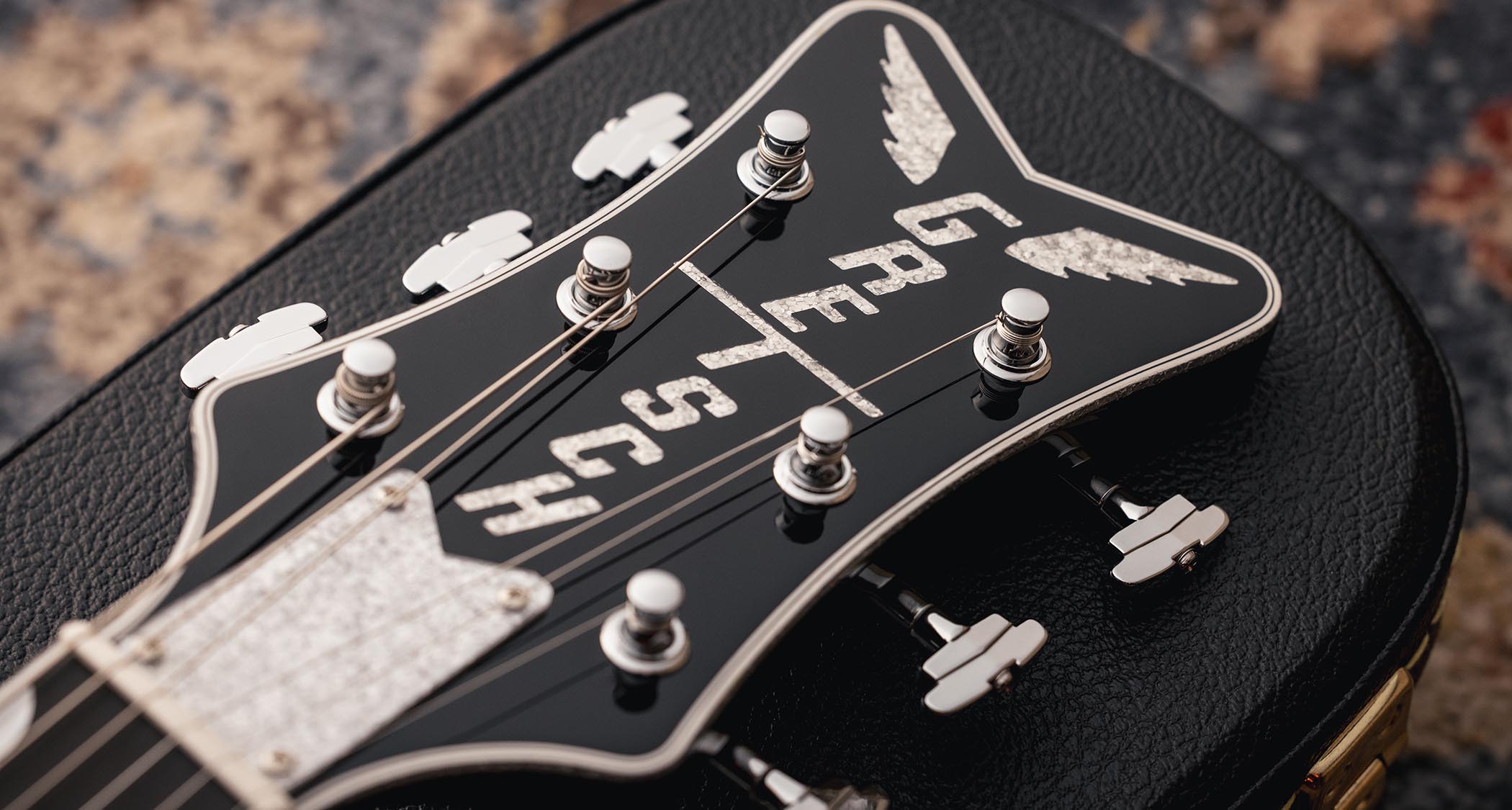 Gretsch G6134T-58 Limited Edition Penguin Pale Blue Pearl